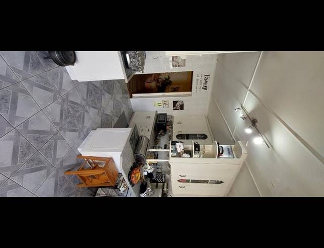 4 BEDROOM HOUSE FOR SALE IN MERRIVALE